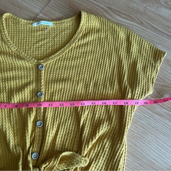 Caution To The Wind Mustard Waffle Knit Top Medium - Picture 6 of 7